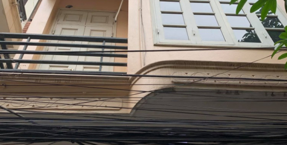 Ngắm chọn hồ Linh Đàm , siêu phẩm nhà  Nguyên Hữu Thọ 40 m2 * 4 tầng, 2.7 tỷ