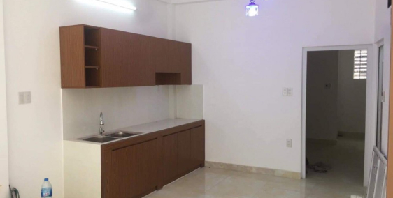 Nhà tttp kiệt ôtô, mua nhà tặng vàng