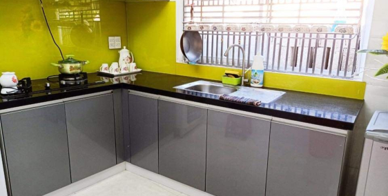 NHÀ MẶT TIỀN TRUNG TÂM THÀNH PHỐ