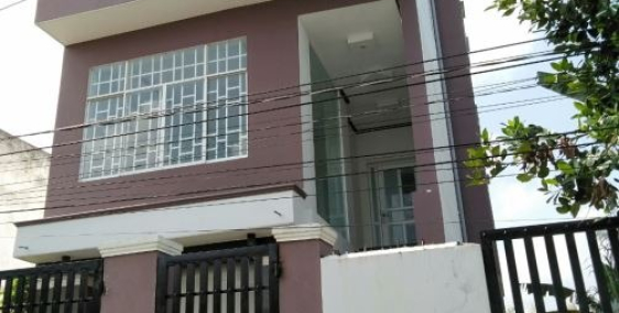 do chuyển chổ ở bán gấp căn nhà 100m2 giá 1,1 tỷ