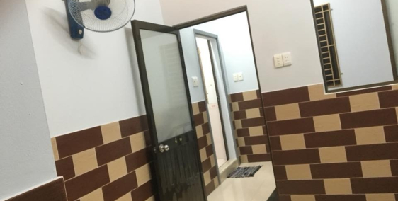 Nhà hẻm Âu Cơ Quận 11 (32m2 nở hậu, sổ hồng riêng)