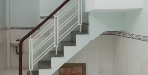 bán gấp nhà 1 trệt 1 lầu SHR 100%, cần tiền trị bệnh giá rẽ cho người thiện chí