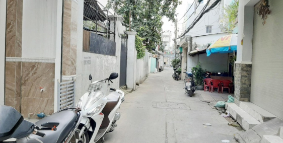 Nhà đẹp Phạm Văn Chí F8 Q6 - có nội thất - 99m2 - 4.15 tỷ.