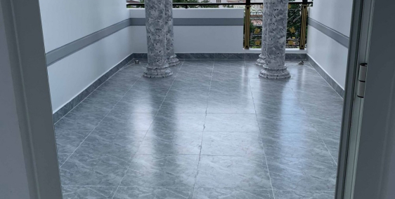 Chính chủ bán căn nhà 3 lầu ,4PN , đường An Dương Vương ,ngân hàng hỗ trợ 70%