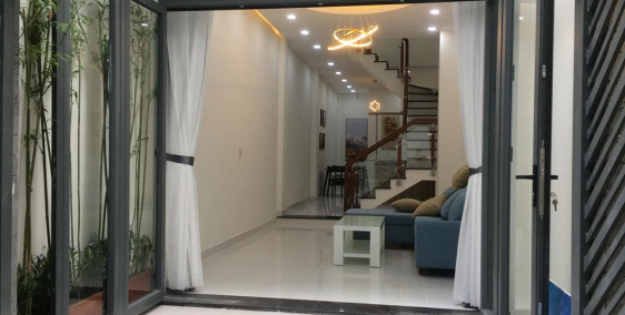 Xe Hơi đỗ cửa Thống Nhất Gò Vấp dt 55m2, 3 Lầu, giá 4.8 tỷ.