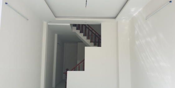 CỰC SỐC:Nhà chính chủ ngay đường Phạm Văn Hai, Tân Bình,  giá chỉ 3,7 tỷ.