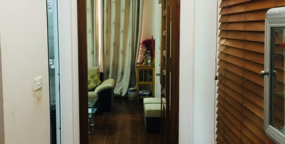 Chính chủ cần bán nhà ngõ 8 Võng thị 65m2  xây mới 5 tầng ô tô vào nhà ngõ rộng