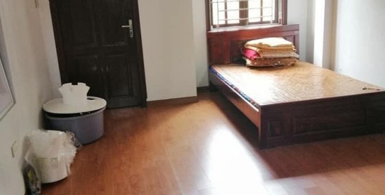 Bán nhà phân lô ngõ 72 Nguyễn Trãi 40m2, ô tô đỗ 30m.