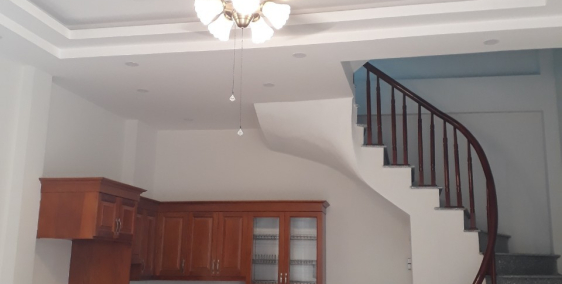 Chính chủ cần bán nhà riêng xây mới phố Cầu Cốc cách VIN Tây Mỗ 50m DT 32m*5t.