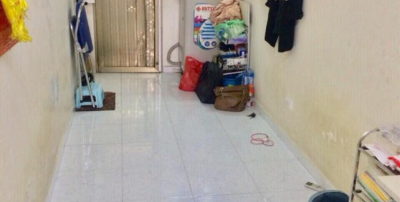 Bán nhà mặt ngõ Hoàng Công Chất giá 3.2 tỷ, 37mx5T, Oto vào