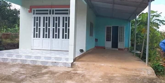 bán đất diện tích 2200m2 ,đất có nhà ,vườn cây ăn trái