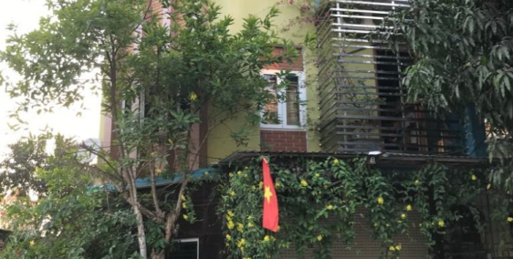 CẦN BÁN NHÀ 3 TẦNG HIỆN ĐẠI PHƯỜNG LÊ LỢI - TP VINH