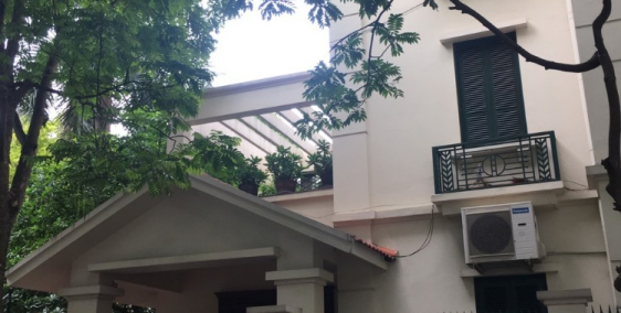 Cho thuê biệt thự Làng Quốc Tế Thăng Long, 110m2, 3.5 tầng, Giá 40tr/tháng