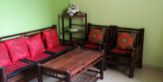 Cho thuê căn hộ tập thể khu Đào Tấn