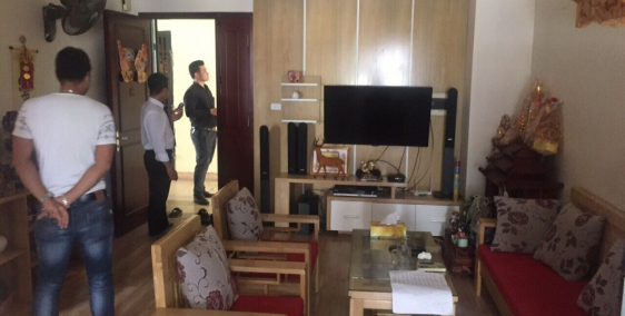 Chung cư Việt Hưng cho thuê, 75m2, 5,5tr. LH: 0868359997