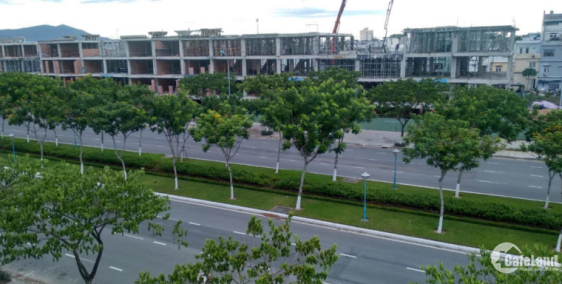 cần bán lô đất sau lưng shophouse gần trục nguyễn sinh sắc