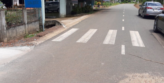 bán lô đất thuận tiện việc kinh doanh