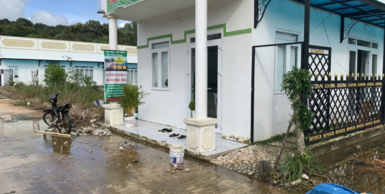 Cần bán 1 cn bunggalo khu phố tây phú quốc.DT120m2.giá 2ty/căn,LH 0947.325.926