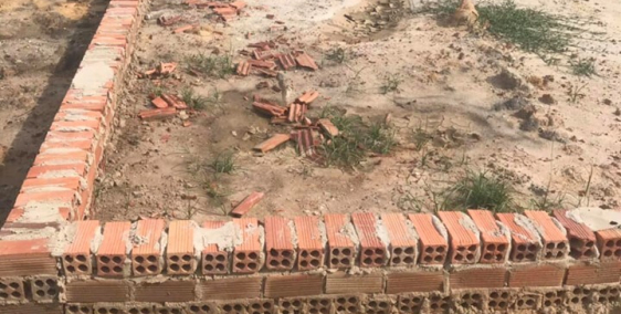 Tôi nắm chủ 2 lô đất mổi lô diện tích 4x14 2 lô liền kề nhau 8x14