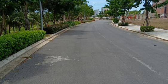 bán gấp lô mặt tiền kd-phố du lịch biển non nước(6*18) đường 15m thông biển