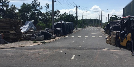 cần bán lo đất nhà ngay mặt tiền đường Hùng Vương dt 5x20m