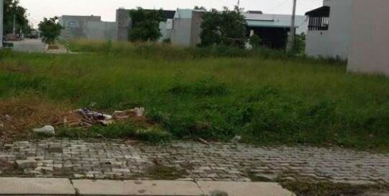 cần bán lô đất mặt tiền, sổ hồng riêng