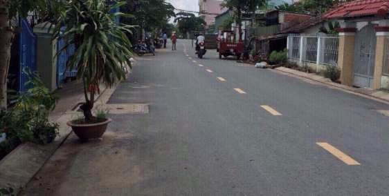 Tôi cần bán gấp lô đất Nguyễn Văn Quá Q12  85m2/860tr LH: 0902355813