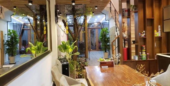 Cần bán gấp căn nhà phố mặt tiền Phạm Văn Đồng Chính chủ thổ cư đất ở lâu dài .