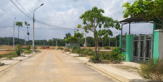 Bán gấp lô đất Trường Xuân, Chỉ 1ty3/lô, sổ đỏ liền tay. LH 0935 578 561