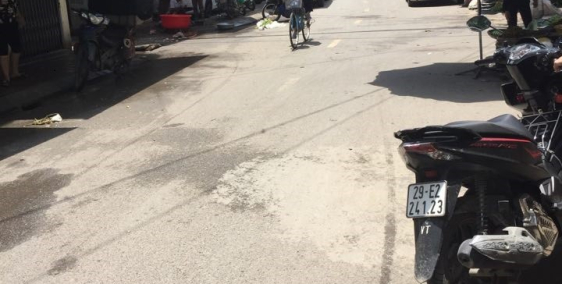 Bán đất mặt phố Thụy Khuê, Nguyễn Đình Thi, DT 39m2, kinh doanh tốt, giá 6.25 tỷ