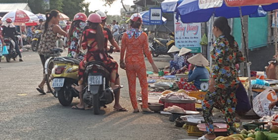 Cần tiền mở rộng nhà hàng hải sản ở Sài Gòn bán hết 150m2 đất thổ cư KĐT mới