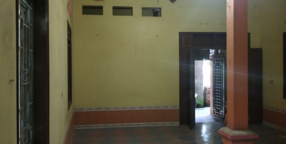 E bán nhanh nhà này 91m mặt 6.2m hướng đông ngay gần khu chợ Lã