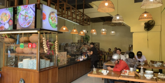 Cần sang nhượng mặt bằng đang kinh doanh tốt tại quận Tân Bình