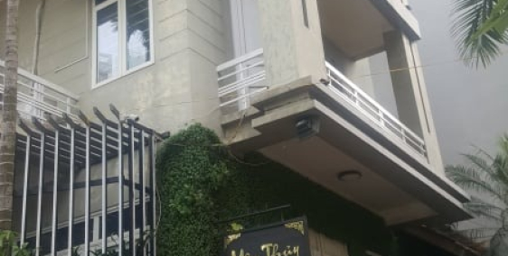 Cho thuê biệt thự Nguyễn Thị Định làm nhà trẻ: 359m2, mặt tiền 20m.