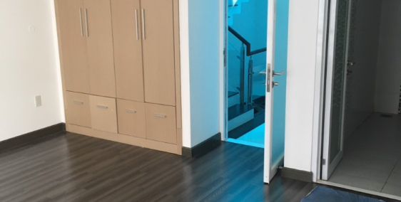 Cần cho thuê gấp nhà nguyên căn tại him lam quận 7 , 38 tr/tháng