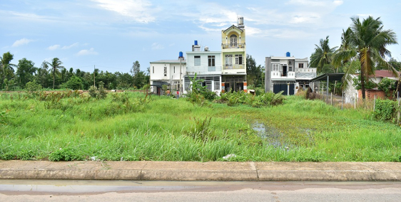 Bán đất mặt tiền đường Dương Công Khi