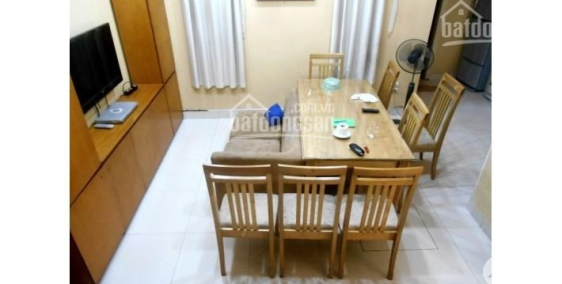 Bán gấp Tập thể Ngọc Lâm giá 1.4 tỷ, DT 50m2. ở luôn