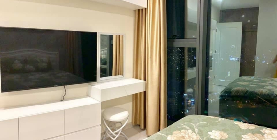 bán căn hộ chung cư Vinhomes Golden River giá tốt