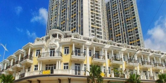 Khách đi nước ngoài bán gắp căn hộ 68m2 tầng thấp Pega Suite