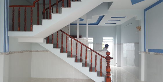 Bán nhà sau chợ Bình Chánh, sổ hồng riêng, nhiều tiện ích giá 2 tỉ 750