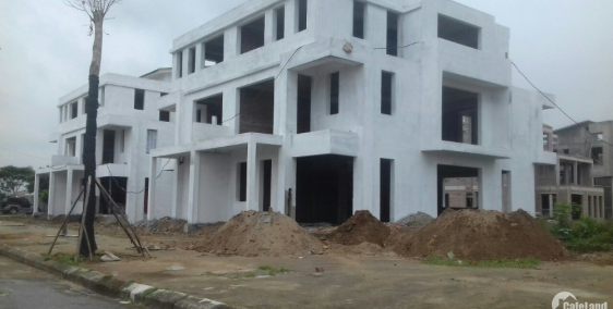 Chính chủ cần bán Căn Biệt Thự 255m2 chủ với giá 13,5 tỷ đồng.