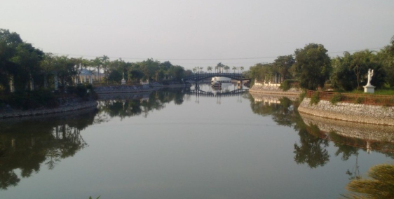 Bán biệt thự Vườn Cam đường 24m. Giá 21tr/m2