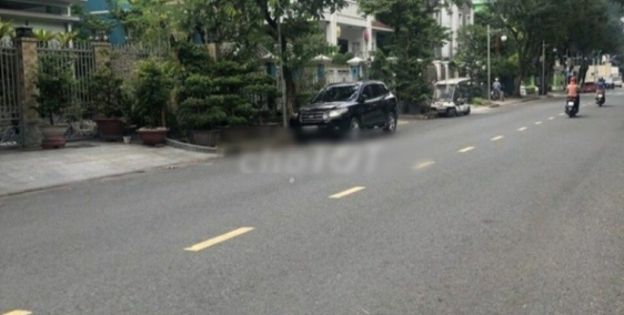 BÁN BIỆT THỰ TẤN TRƯỜNG 225m2 FULL NỘI THẤT PHƯỜNG PHÚ THUẬN QUẬN 7