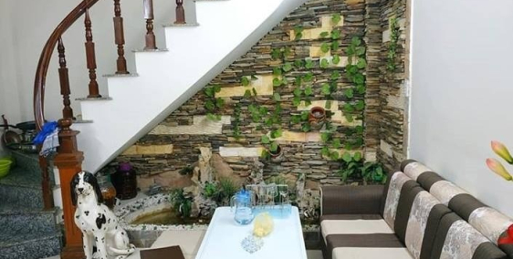 Bán nhà mặt phố Đường Bưởi - DT37m2 x 5T – Vỉ hè rộng - giá nhỉnh 7 tỷ.