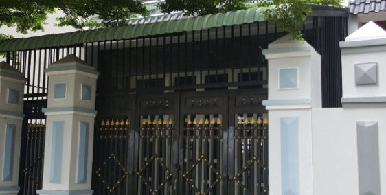 Mở bán 2 nhà 2 lầu rộng 79m2, SHR, giá 2 tỉ rưỡi