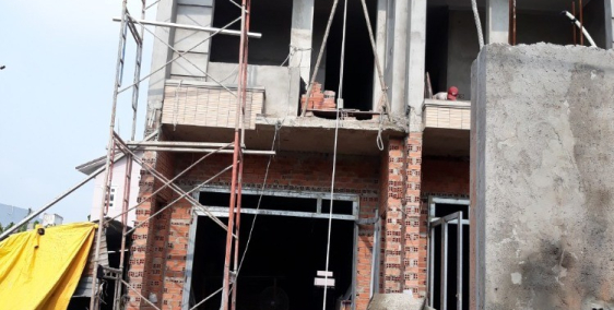 Bán nhà 1 lầu 1 trệt,giá rẻ,Ngay chợ đông hòa,dĩ an,bình dương,110m