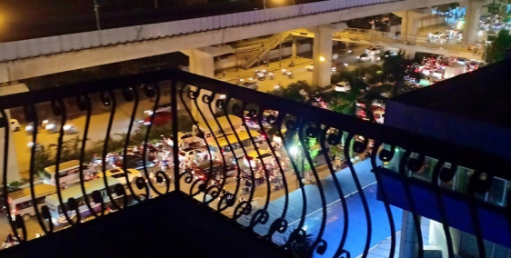 QUÁ HIẾM,  MẶT PHỐ 8 TẦNG THANG MÁY, MẶT TIỀN RỘNG, SỔ VUÔNG, NHÀ ĐẸP.