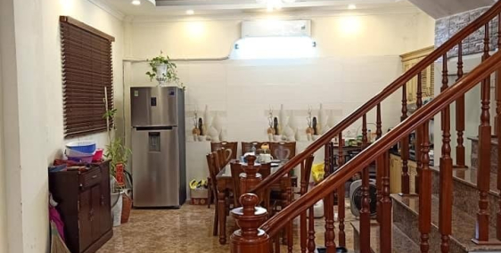Bán nhà sân vườn Trương Định, phân lô ô tô gần, 52m2 3.6 tỷ.