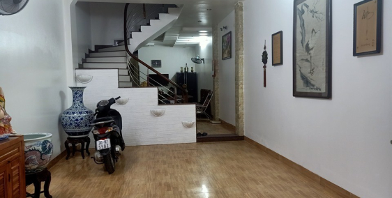 Bán nhà to cực đẹp phố Kim Đồng 52m2 x 4 tầng giá 3.7 tỷ.