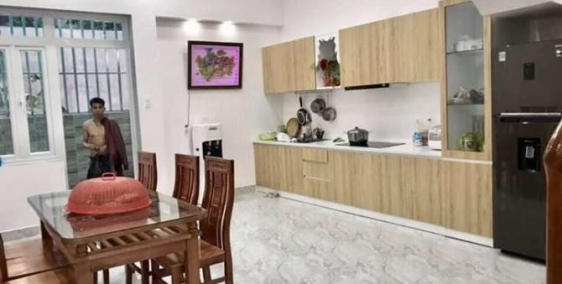 Chính chủ Bán nhà hóc môn 2,2 tỷ, 1 trệt 1 lầu mt đường Xuân Thới Thương 2